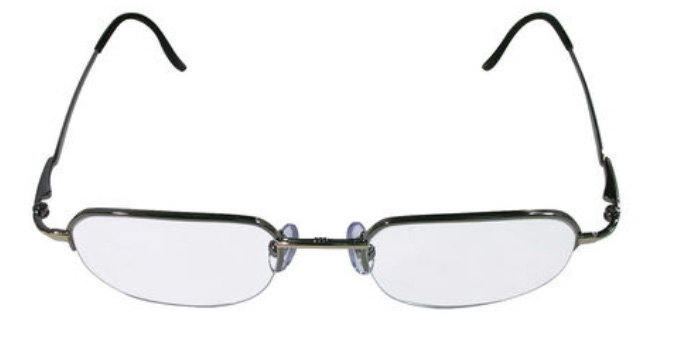 美麗島多焦鏡：老花眼配戴老花鏡，千萬(wàn)不要網(wǎng)購(gòu)成品鏡